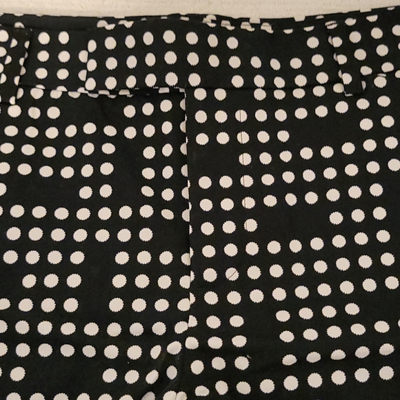 Gap Women's Shorts - Picture 2 of 8